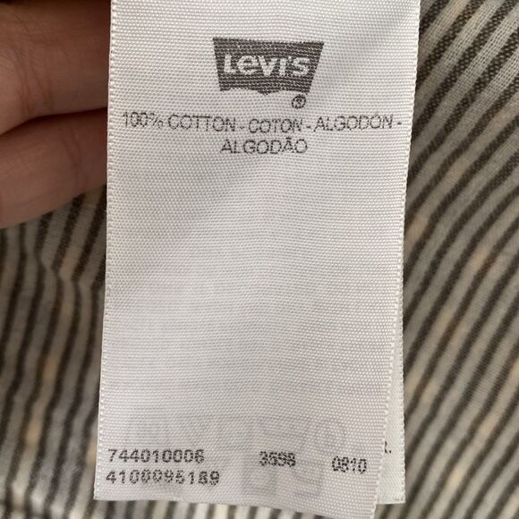 Vintage Levi's Blue Cream Gaze Button Down Shirt Regular Fit Medium Casual - Picture 10 of 14